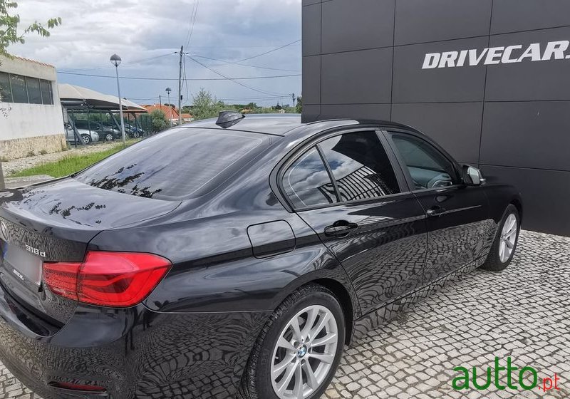 2018' BMW Série 3 D Auto photo #6