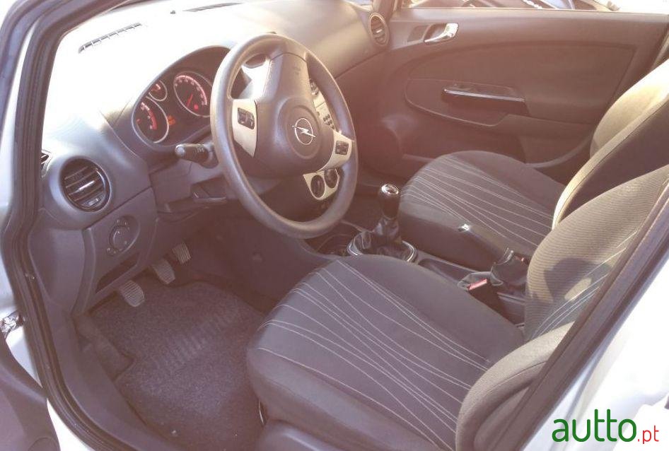 2007' Opel Corsa photo #1