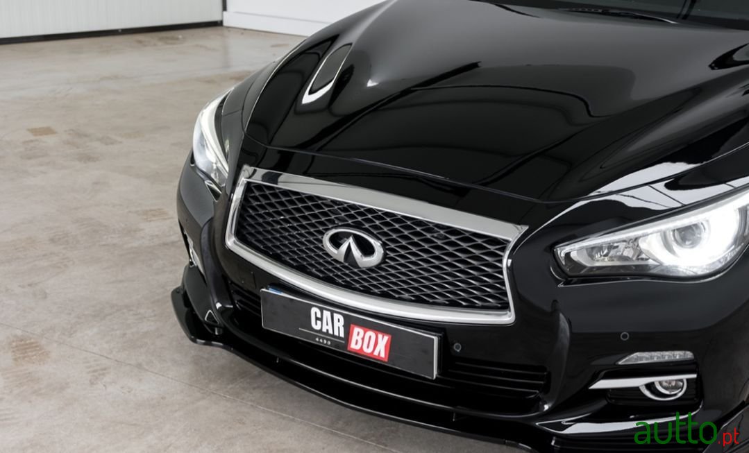 2016' Infiniti Q50 photo #5