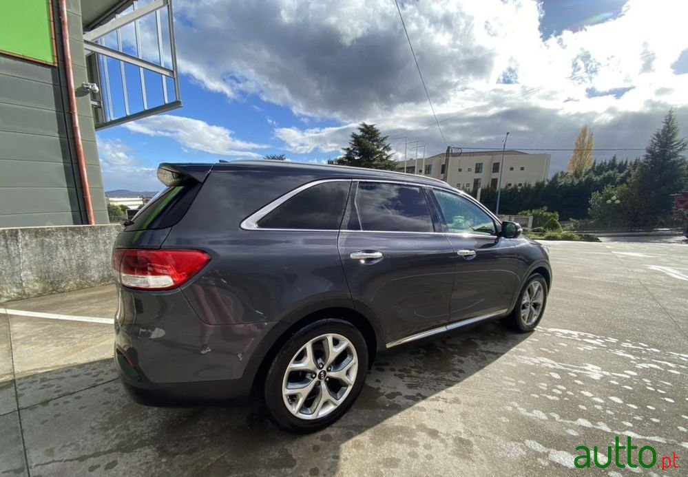 2017' Kia Sorento photo #4