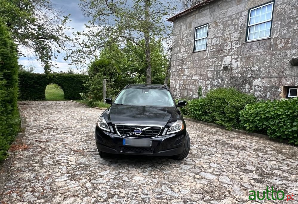 2010' Volvo Xc 60 photo #2