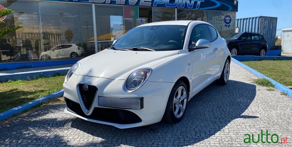2018' Alfa Romeo MiTo 0.9 T Twinair Urban photo #2