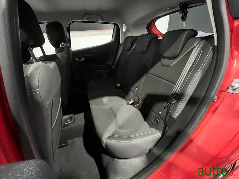 2018' Renault Clio photo #6