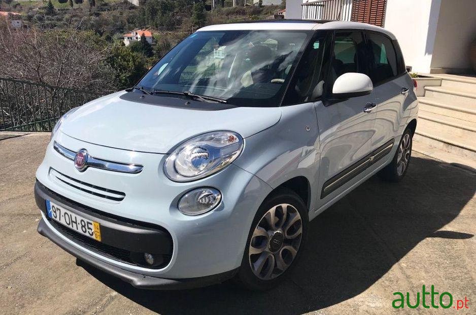 2014' Fiat 500L Monovolume photo #2