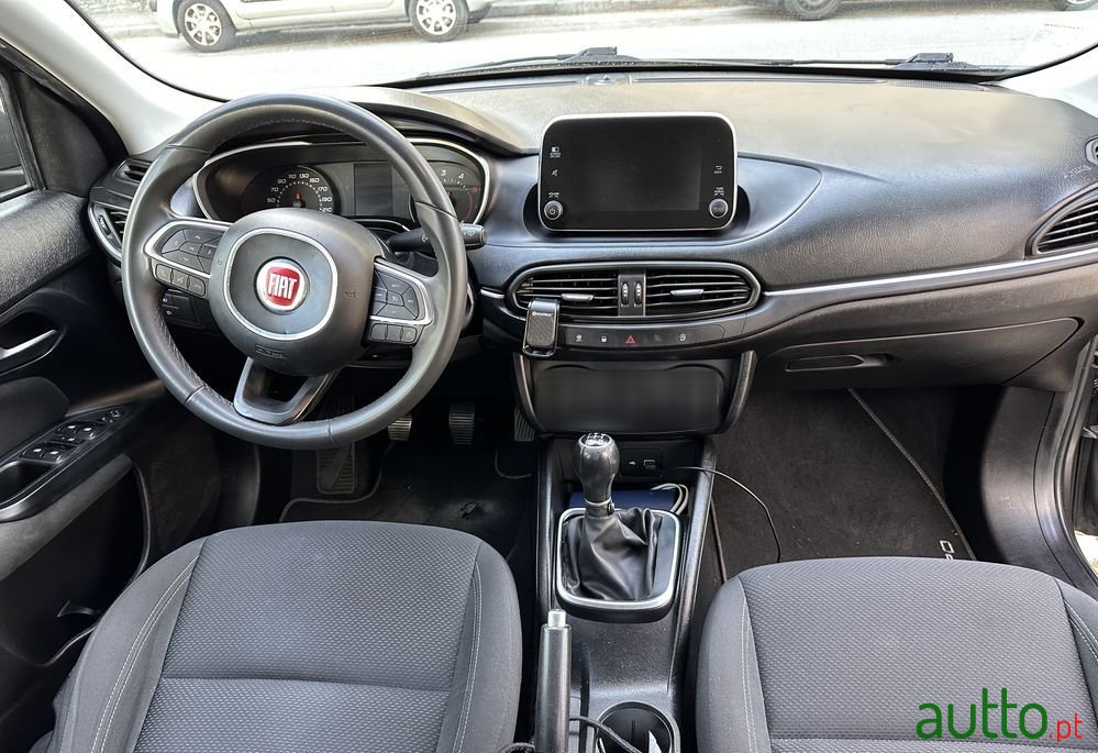 2019' Fiat Tipo photo #5