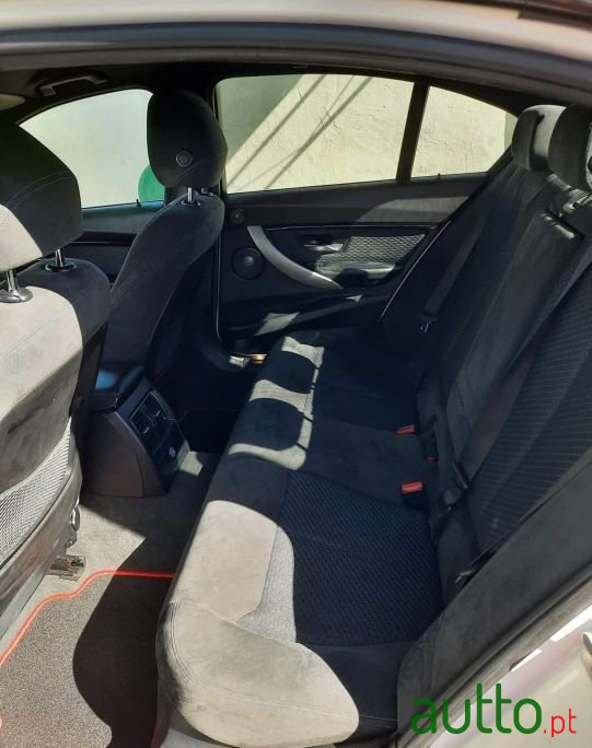 2016' BMW 325 photo #6