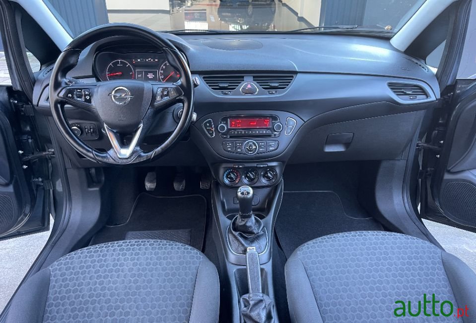 2017' Opel Corsa photo #5