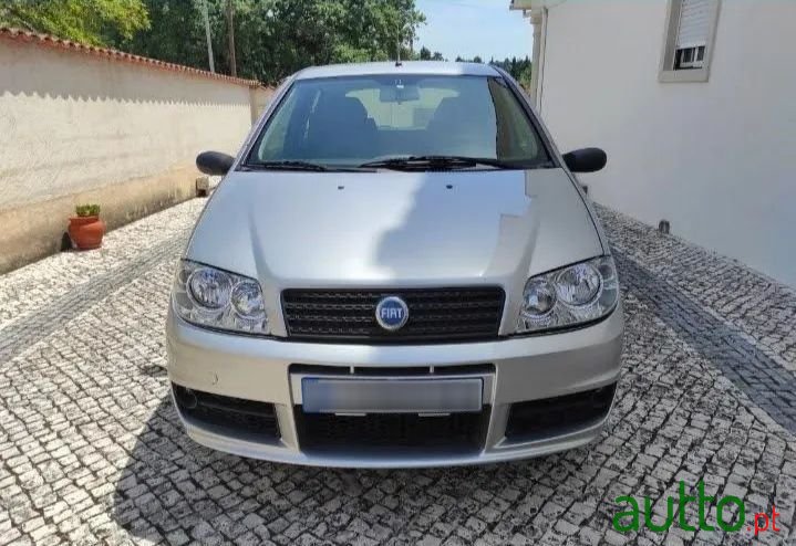 2004' Fiat Punto 1.2 60 Sound photo #1