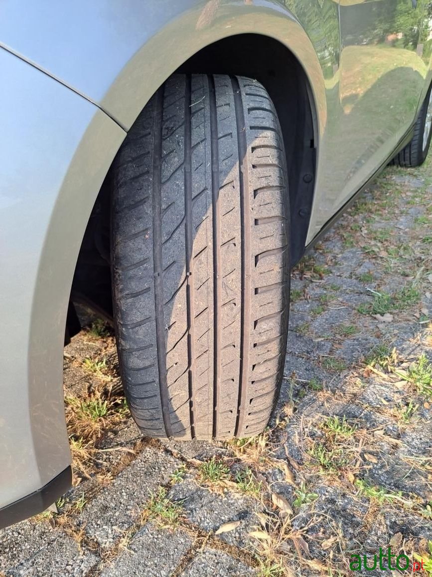 2014' Ford Focus photo #5