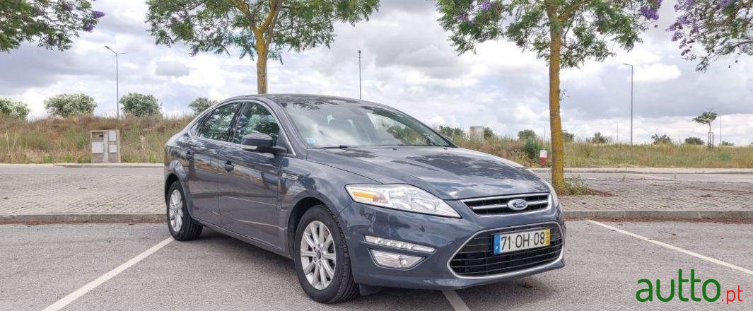 2014' Ford Mondeo photo #1