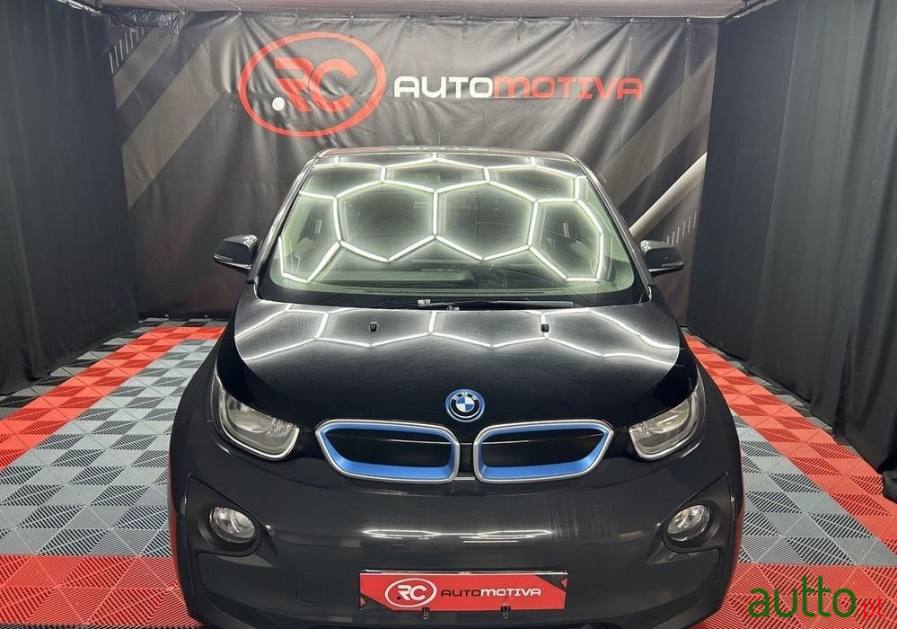 2013' BMW Série I Standard photo #2