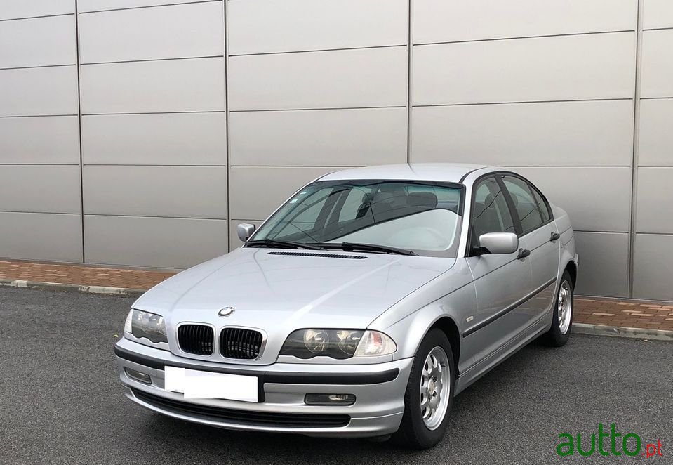1999' BMW 320 photo #1