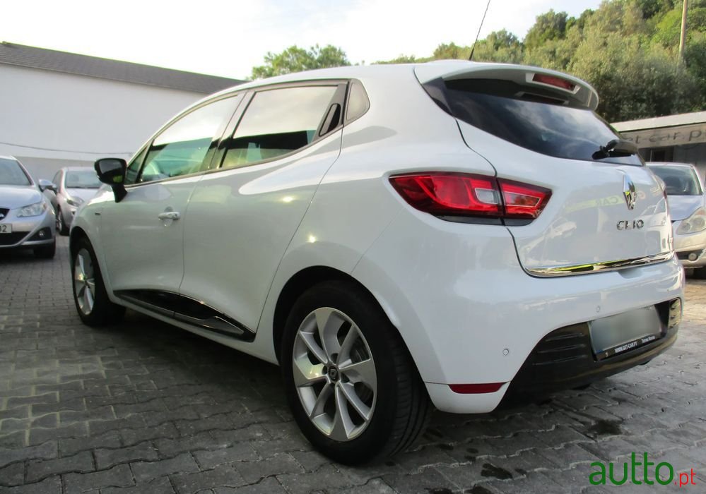 2017' Renault Clio 0.9 Tce Limited photo #4