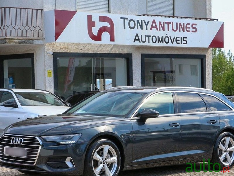 2023' Audi A6 Avant S Tronic photo #1