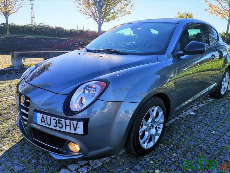 2012' Alfa Romeo MiTo photo #1