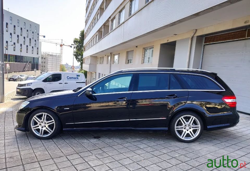 2010' Mercedes-Benz E-250 photo #4
