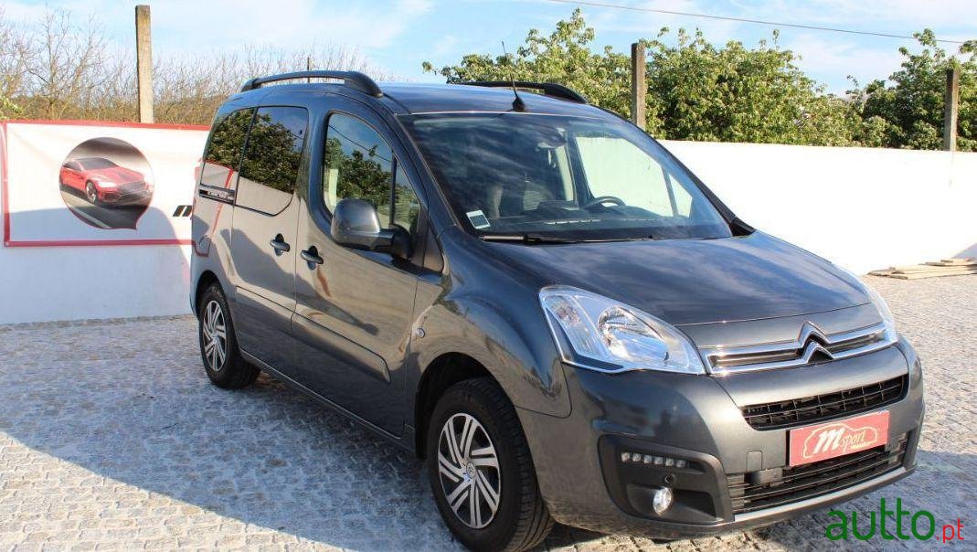 2015' Citroen Berlingo photo #3