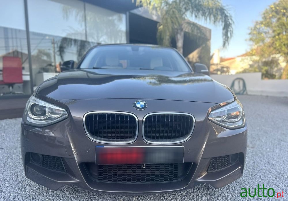 2012' BMW 118 D Pack M photo #4