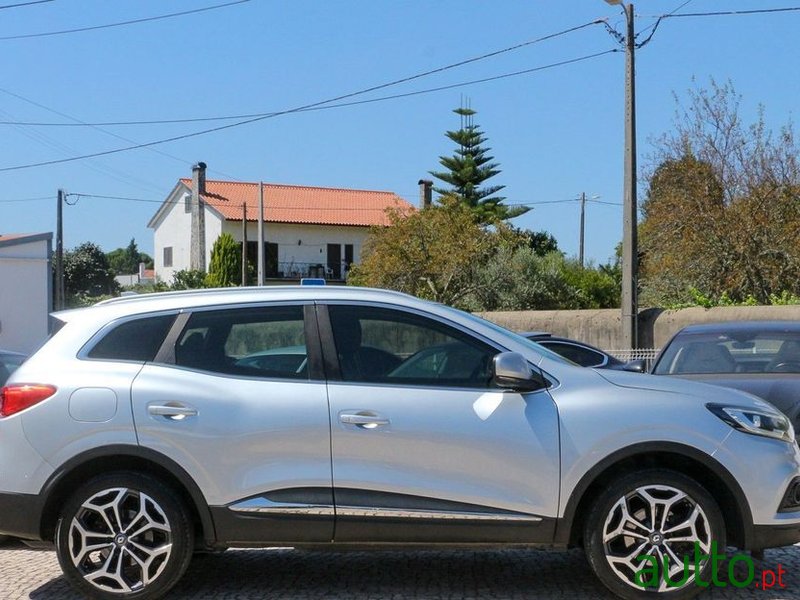 2019' Renault Kadjar 1.5 Dci Intens photo #5