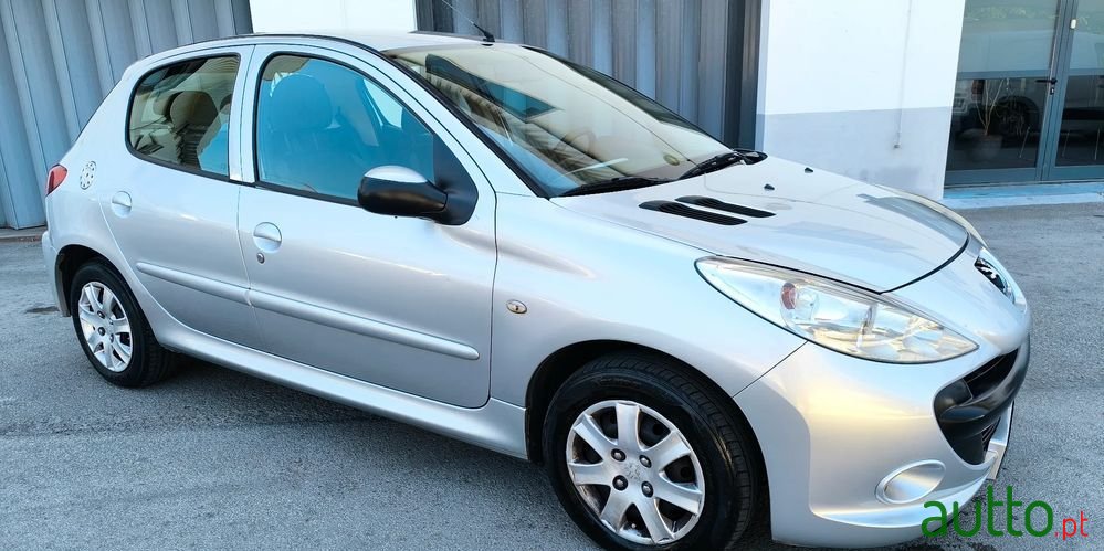 2009' Peugeot 206 1.4 Hdi Trendy photo #1