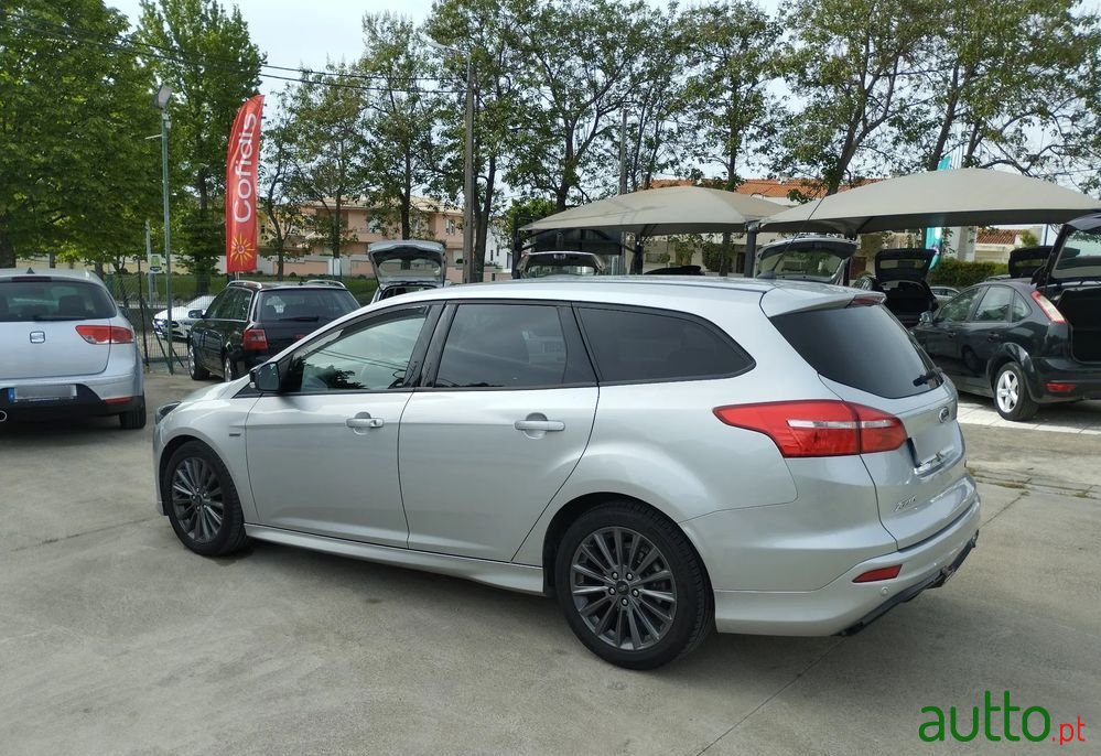 2017' Ford Focus Sw photo #4