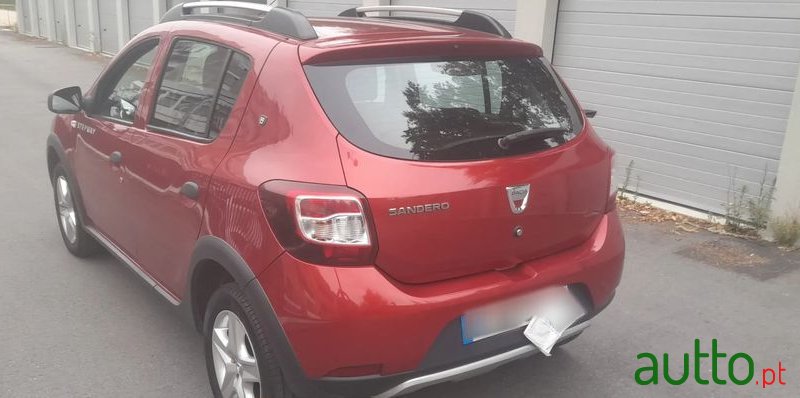 2015' Dacia Sandero 1.5 Dci Stepway photo #4