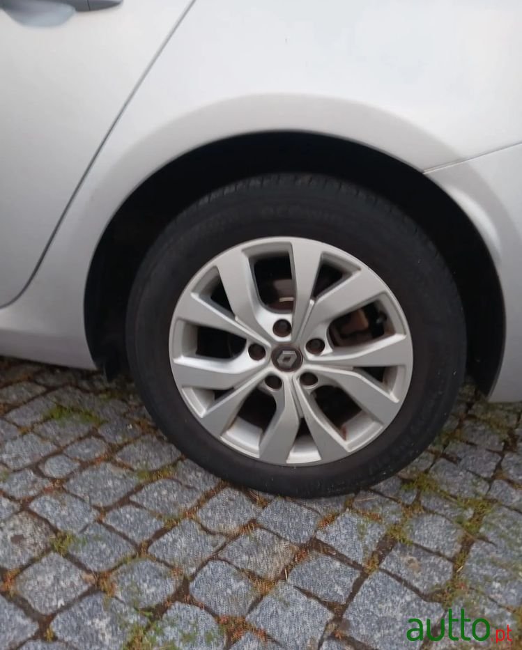 2019' Renault Megane 1.5 Blue Dci Limited photo #6