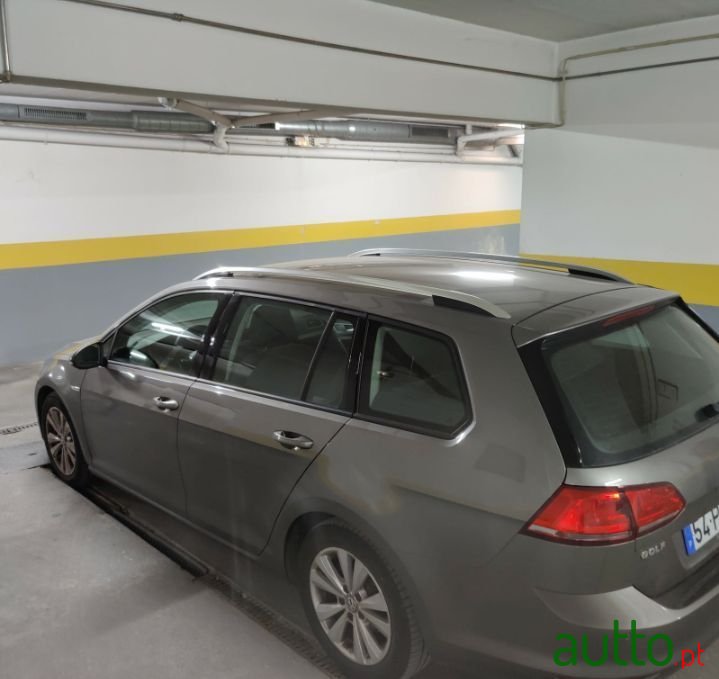 2015' Volkswagen Golf Variant photo #4