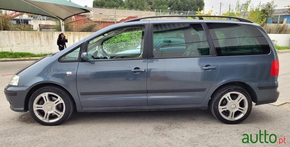 2007' SEAT Alhambra 2.0 Tdi Sport photo #6