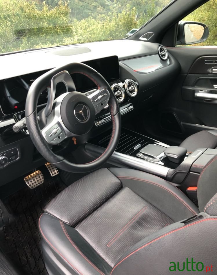 2020' Mercedes-Benz GLA 200 photo #4