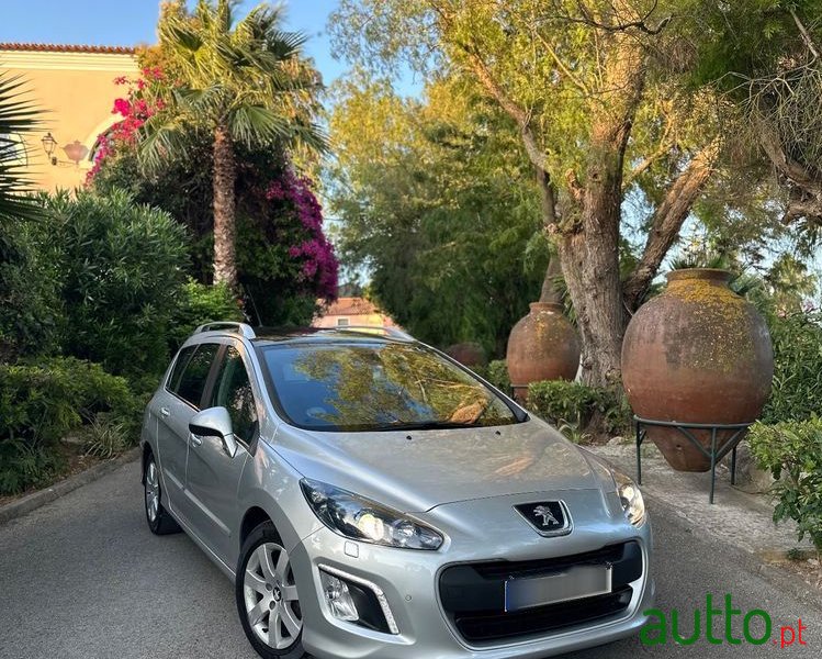 2013' Peugeot 308 Sw photo #4