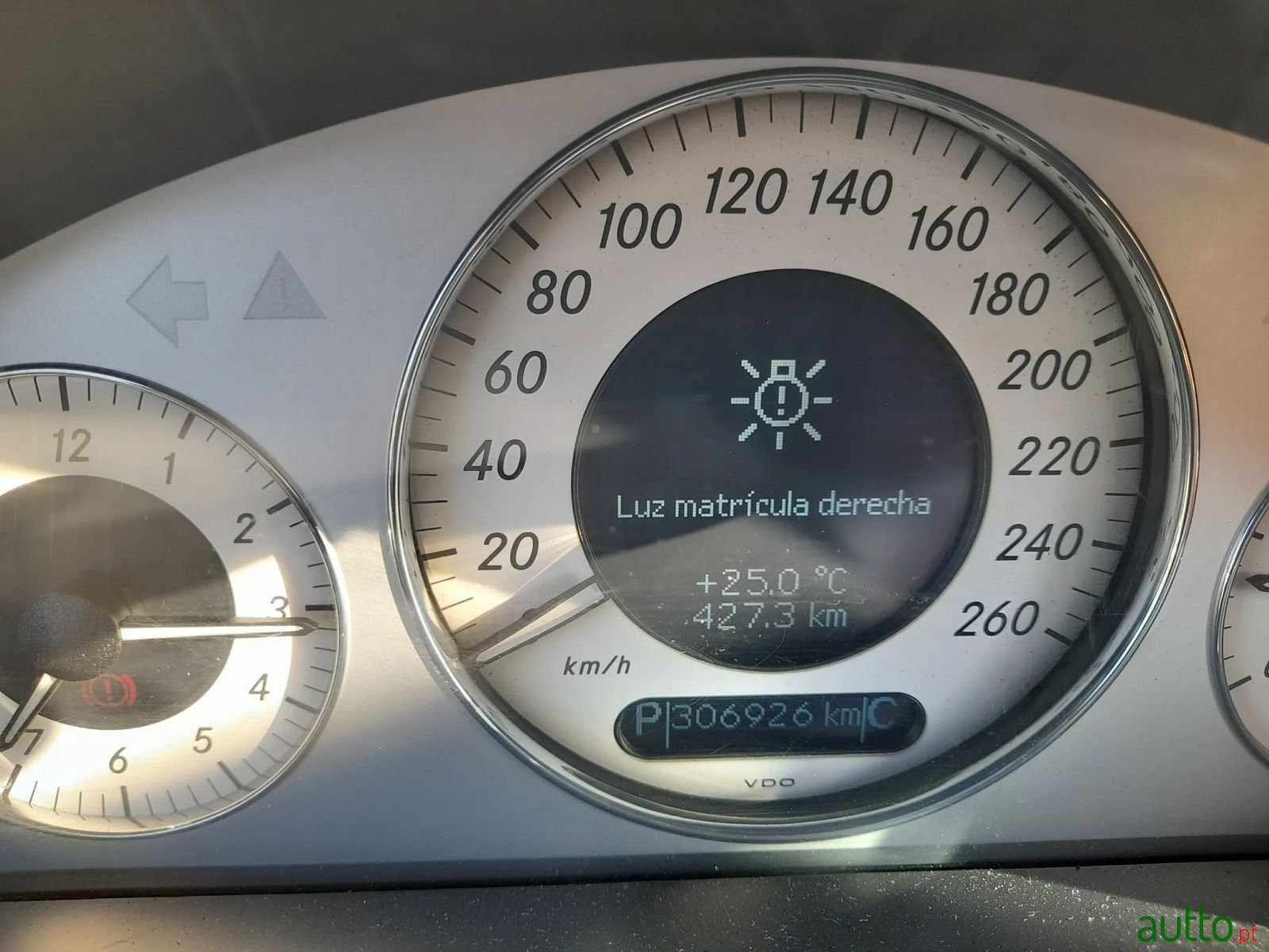 2003' Mercedes-Benz 220 photo #5