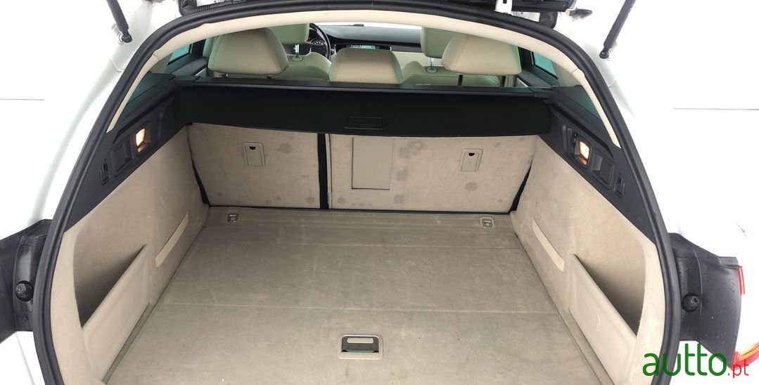 2012' Peugeot 508 Sw photo #5