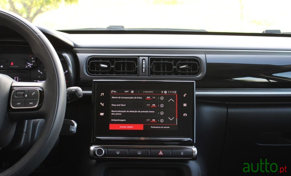 2022' Citroen C3 photo #6