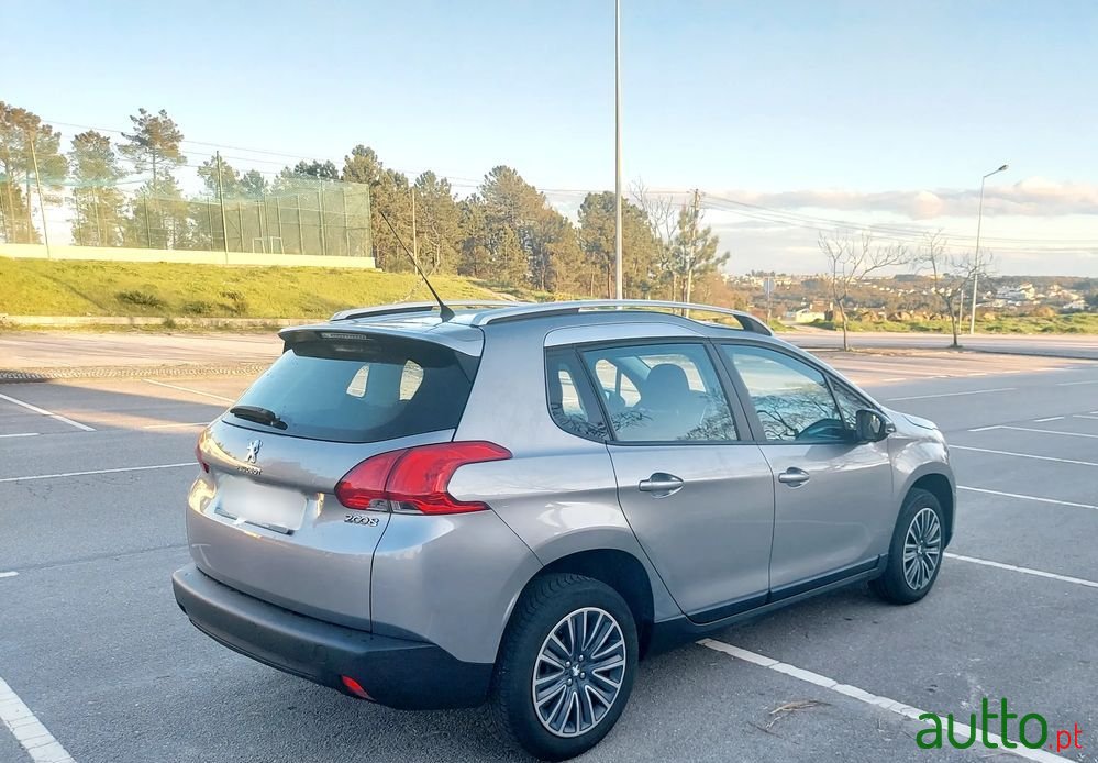 2014' Peugeot 2008 photo #4