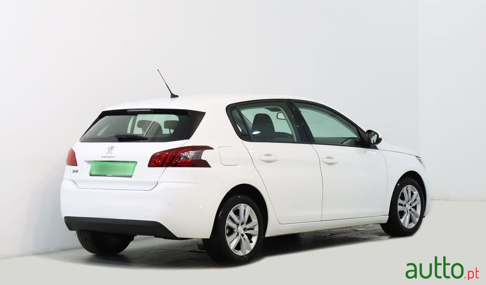 2020' Peugeot 308 photo #2