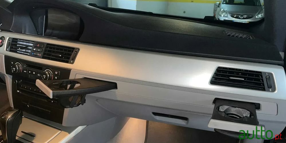 2007' BMW 330 D Auto photo #5