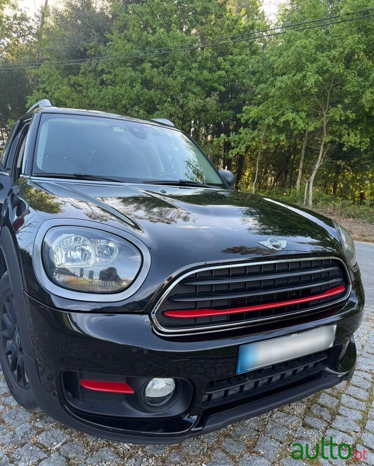 2018' MINI Countryman One D photo #5