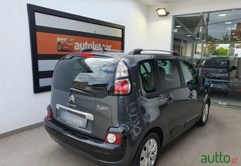 2014' Citroen C3 Picasso photo #4