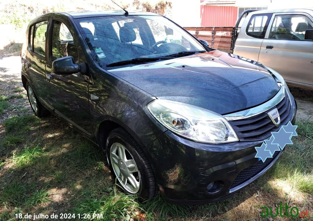 2011' Dacia Sandero 1.5 Dci Confort photo #3