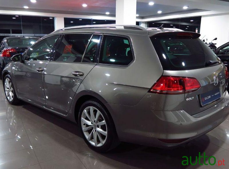 2015' Volkswagen Golf Variant photo #1