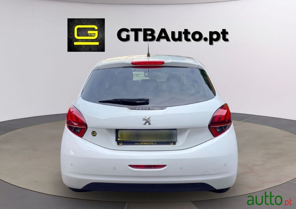 2016' Peugeot 208 photo #6