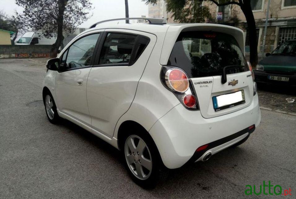 2011' Chevrolet Spark Bi-Fuel photo #1