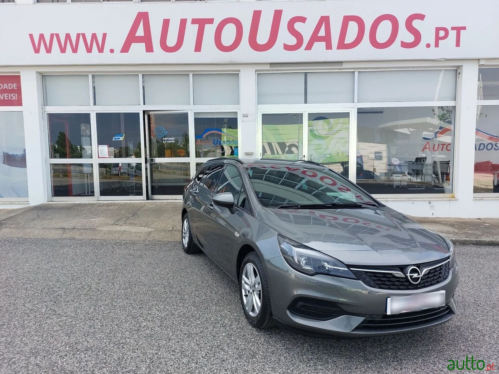 2020' Opel Astra Sports Tourer photo #1