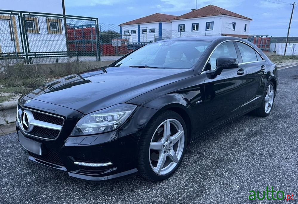 2011' Mercedes-Benz CLS 250 photo #1
