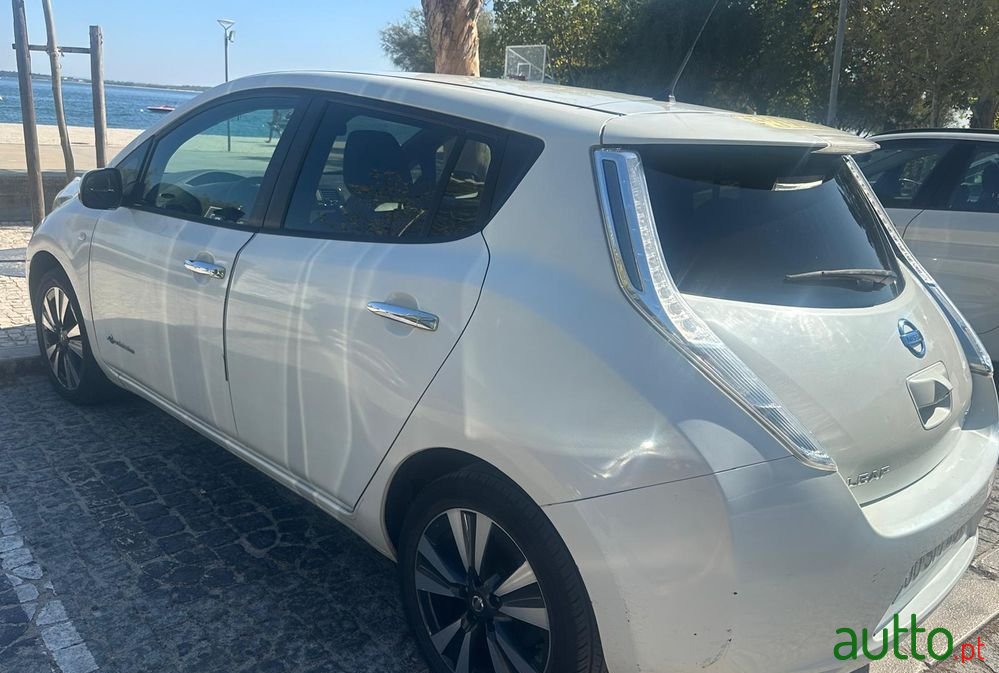 2017' Nissan Leaf photo #4