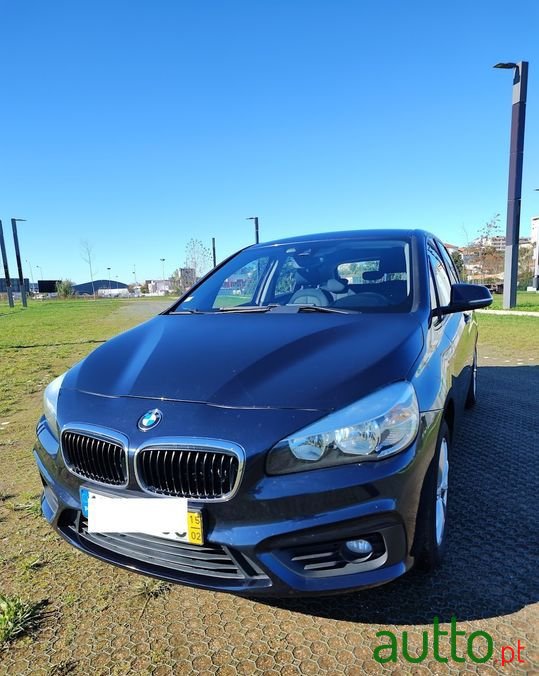 2015' BMW 216 Active Tourer photo #1