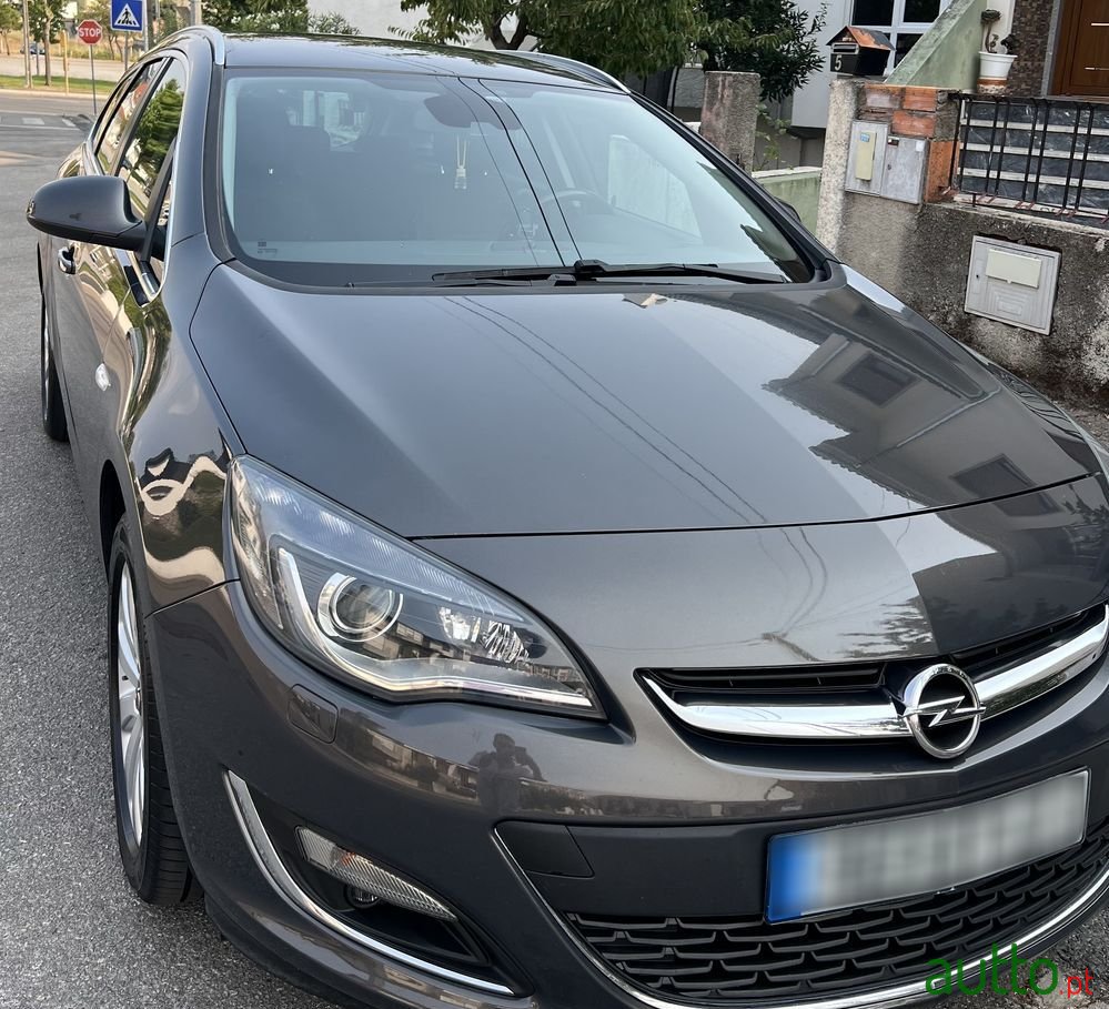 2016' Opel Astra Sports Tourer photo #3