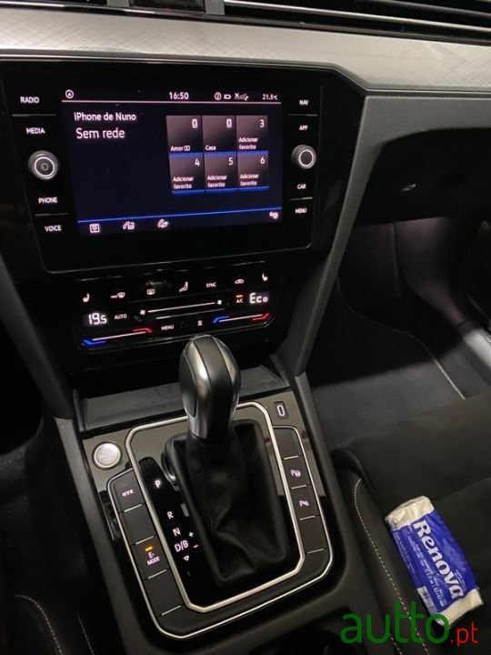 2021' Volkswagen Passat photo #5
