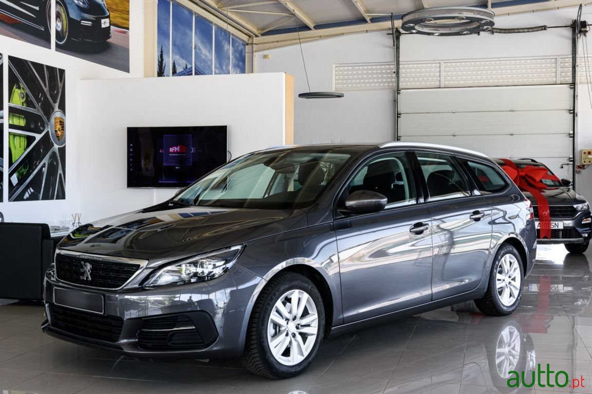 2019' Peugeot 308 Sw photo #1